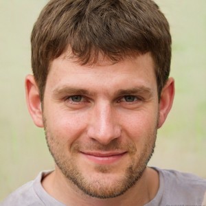 Luís M., proprietário de alojamento local no Porto usando EuroCheckin